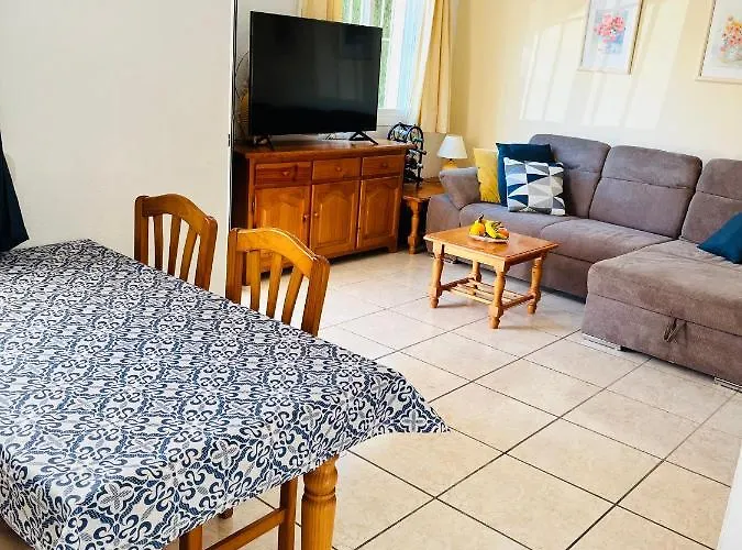 Bougain-casa Apartamento *