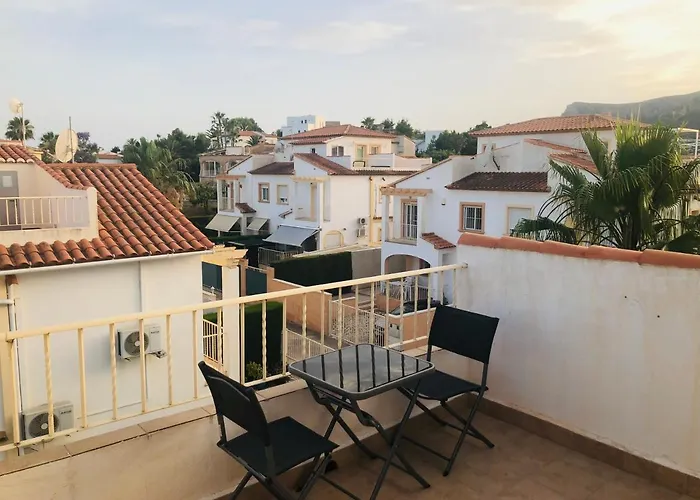 Bougain-casa * Calpe